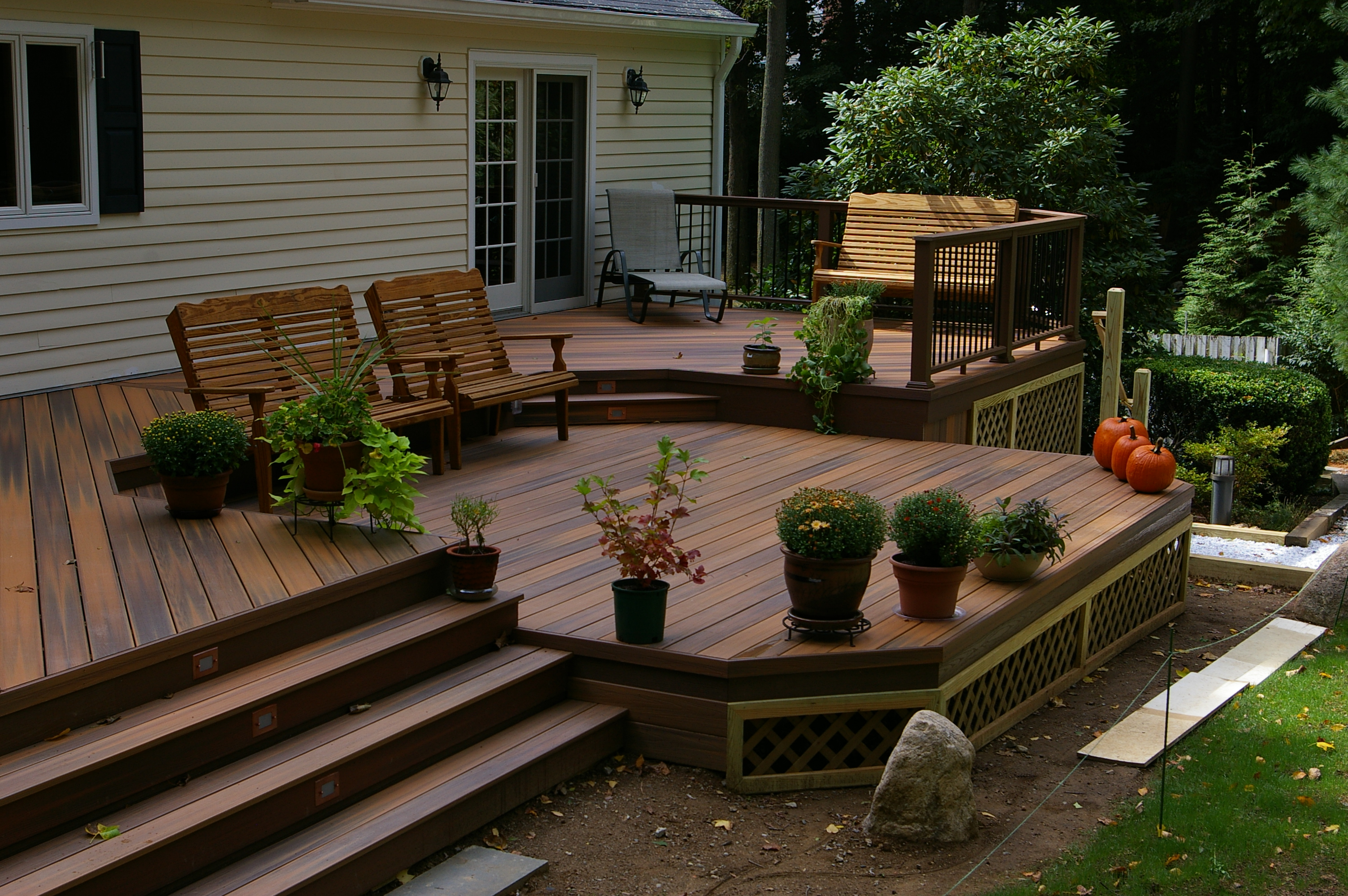 Outdoor Life and your Backyard | Custom Decks of Fairfield ...